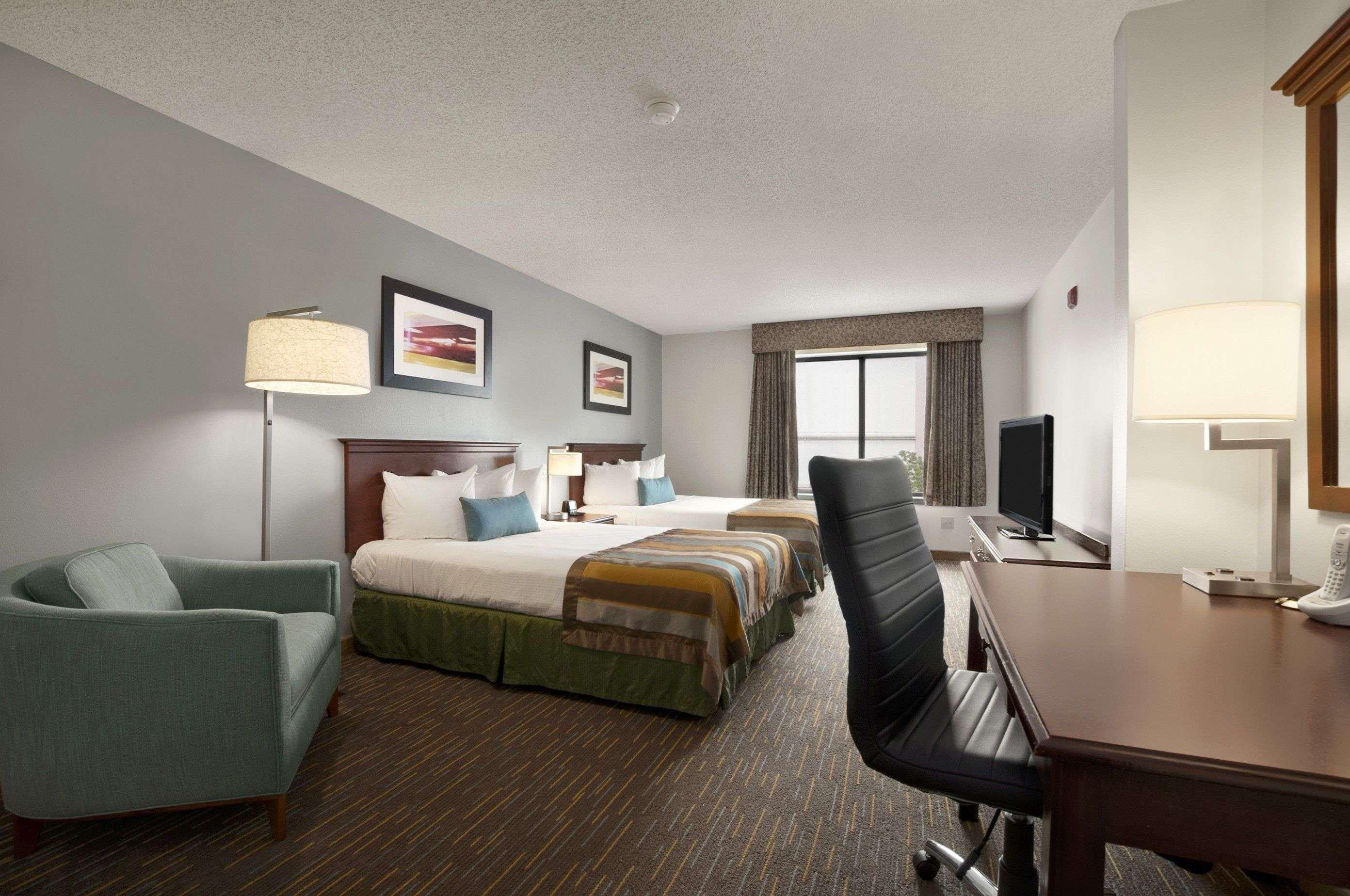 Wingate By Wyndham And Williamson Conference Center Hotel Round Rock Bagian luar foto