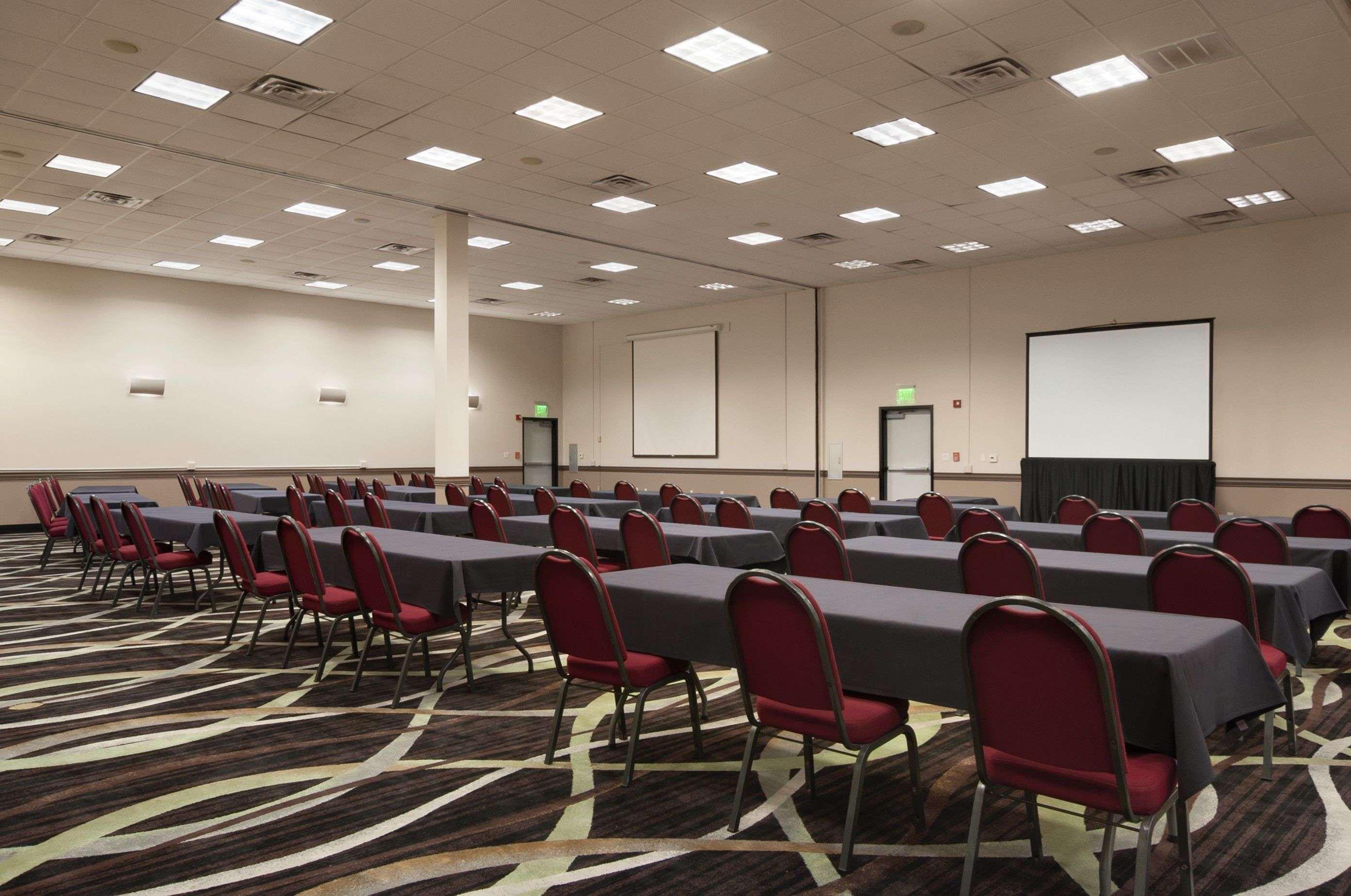Wingate By Wyndham And Williamson Conference Center Hotel Round Rock Bagian luar foto