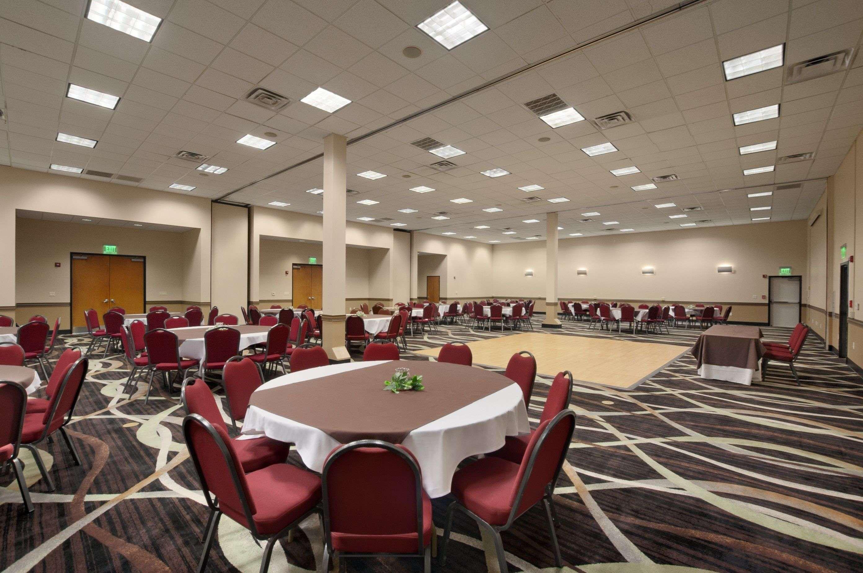 Wingate By Wyndham And Williamson Conference Center Hotel Round Rock Bagian luar foto