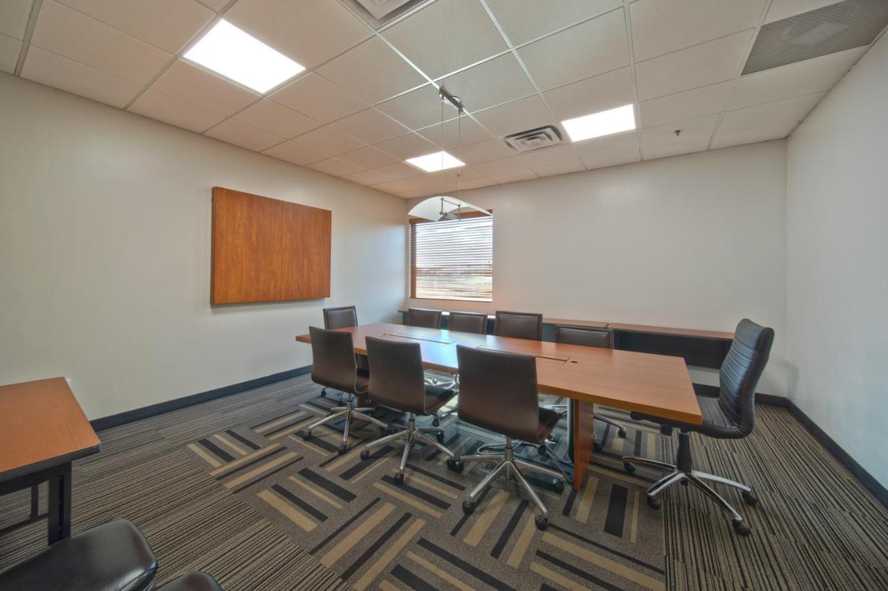 Wingate By Wyndham And Williamson Conference Center Hotel Round Rock Bagian luar foto