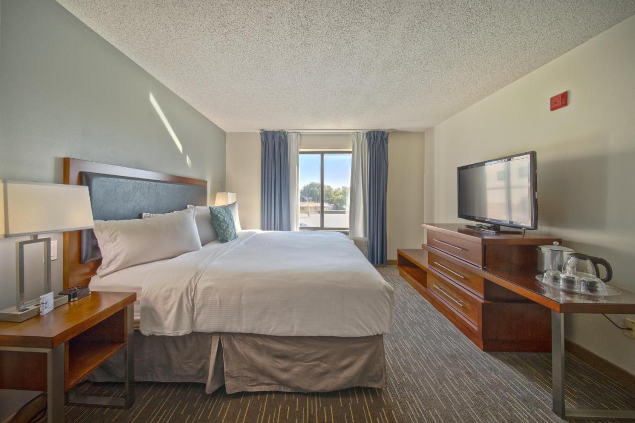 Wingate By Wyndham And Williamson Conference Center Hotel Round Rock Bagian luar foto