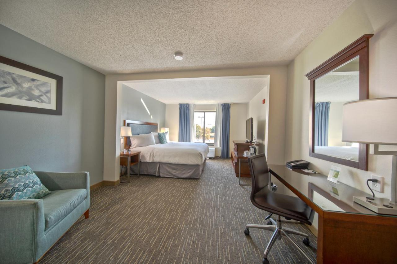 Wingate By Wyndham And Williamson Conference Center Hotel Round Rock Bagian luar foto
