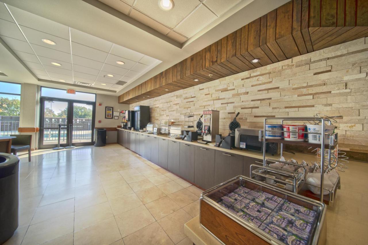 Wingate By Wyndham And Williamson Conference Center Hotel Round Rock Bagian luar foto